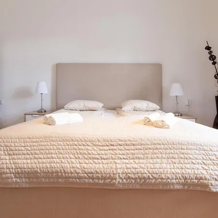 Smyrna Boutique Apartments