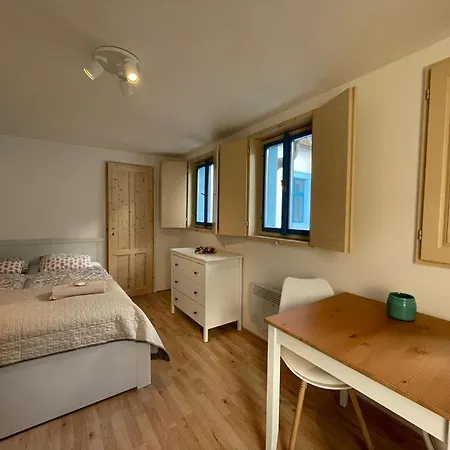Smyrna Boutique Apartments * Prag