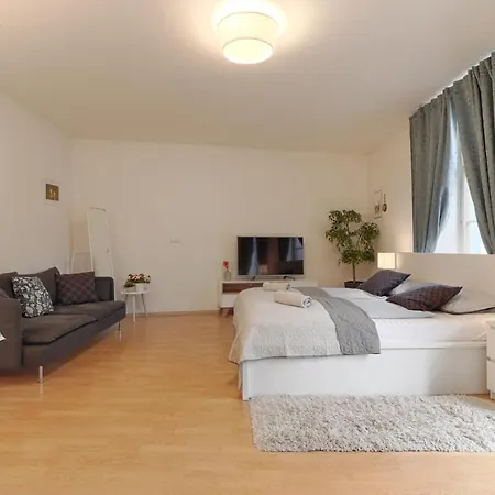 Apartmán Aparts By The Bridge Praha