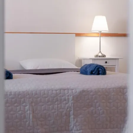 Apartament Aparts By The Bridge Praga