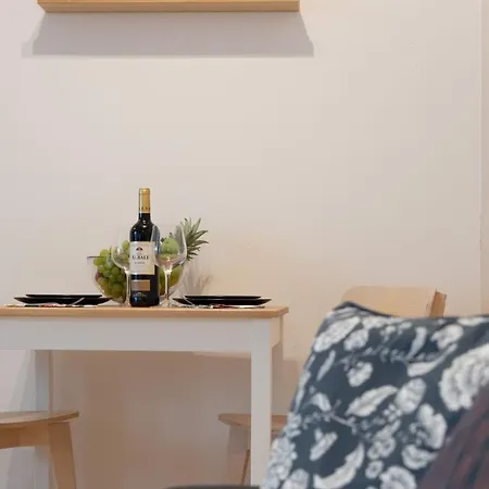 Smyrna Boutique Apartments *