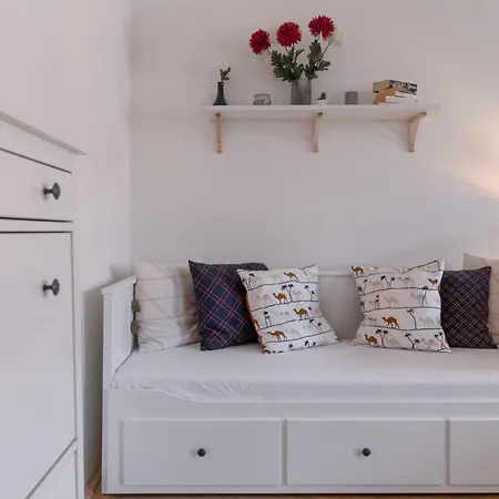 Апартаменты Smyrna Boutique Apartments Прага